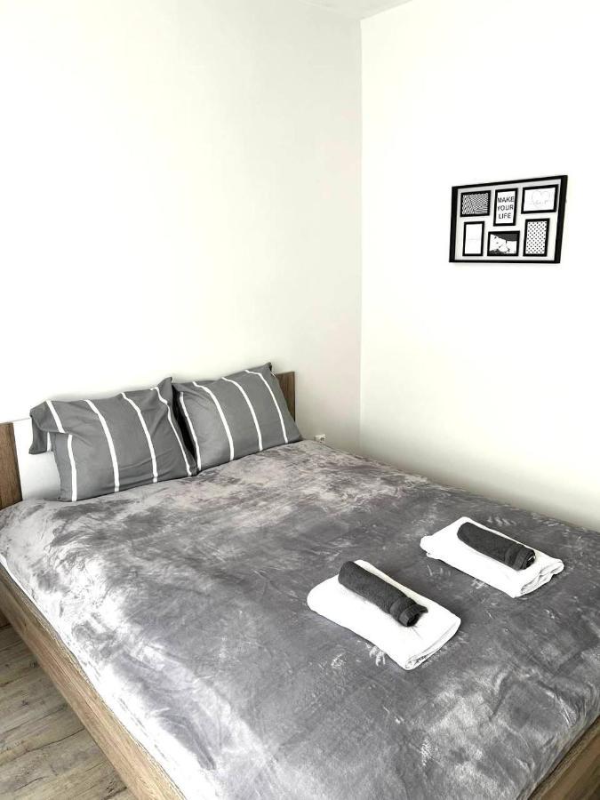 Apartment Solidarnosci, Metro, Wi-Fi, Tv, Youtube - By Hik Apartments 华沙 外观 照片